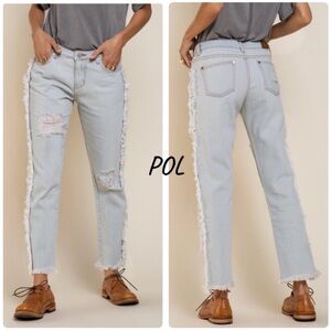 Distressed Boyfriend Jeans ~ Ruffled